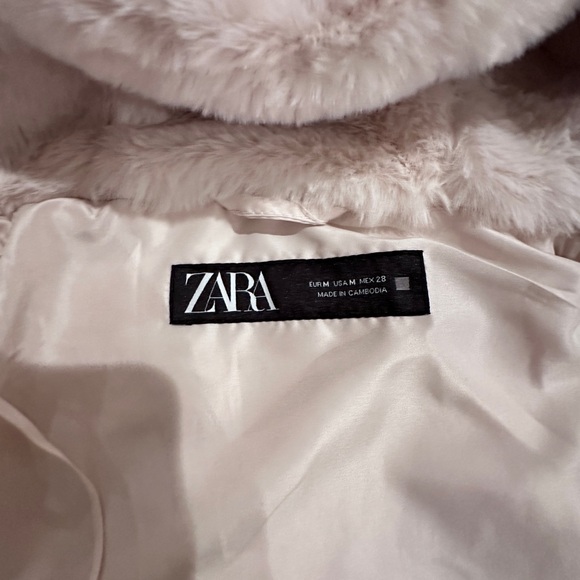 ❌SOLD ❌Brand new Zara faux fur jac - Picture 5 of 6